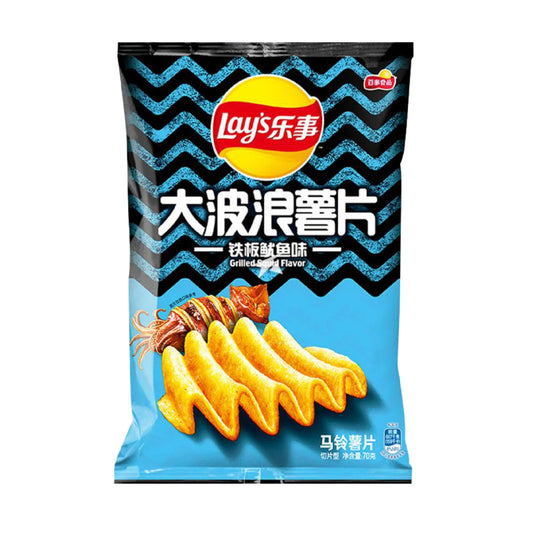 Lay's Big Wave Potato Chips Grilled Squid Flavor (70g) 🦑🥔
